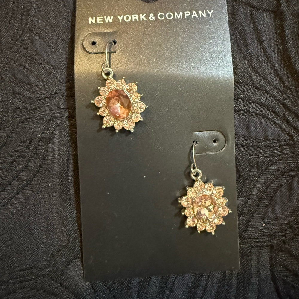 NWT New York & Company Pink Crystal Floral Drop Earrings